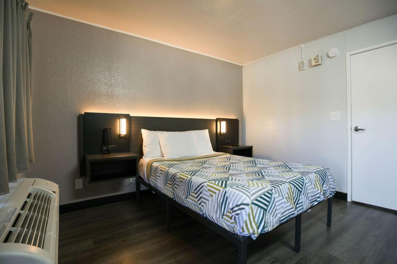 Motel 6-Sacramento, Ca - Central エクステリア 写真