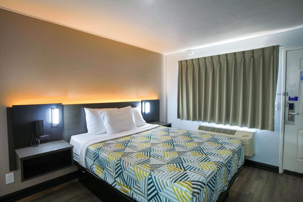 Motel 6-Sacramento, Ca - Central エクステリア 写真