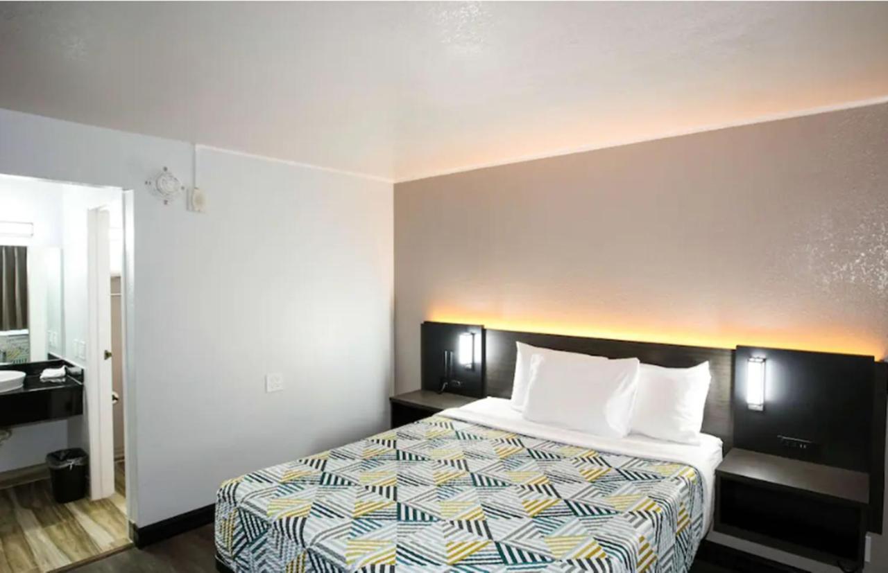 Motel 6-Sacramento, Ca - Central エクステリア 写真