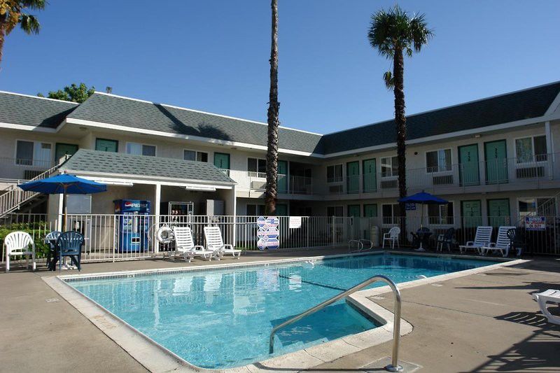 Motel 6-Sacramento, Ca - Central エクステリア 写真