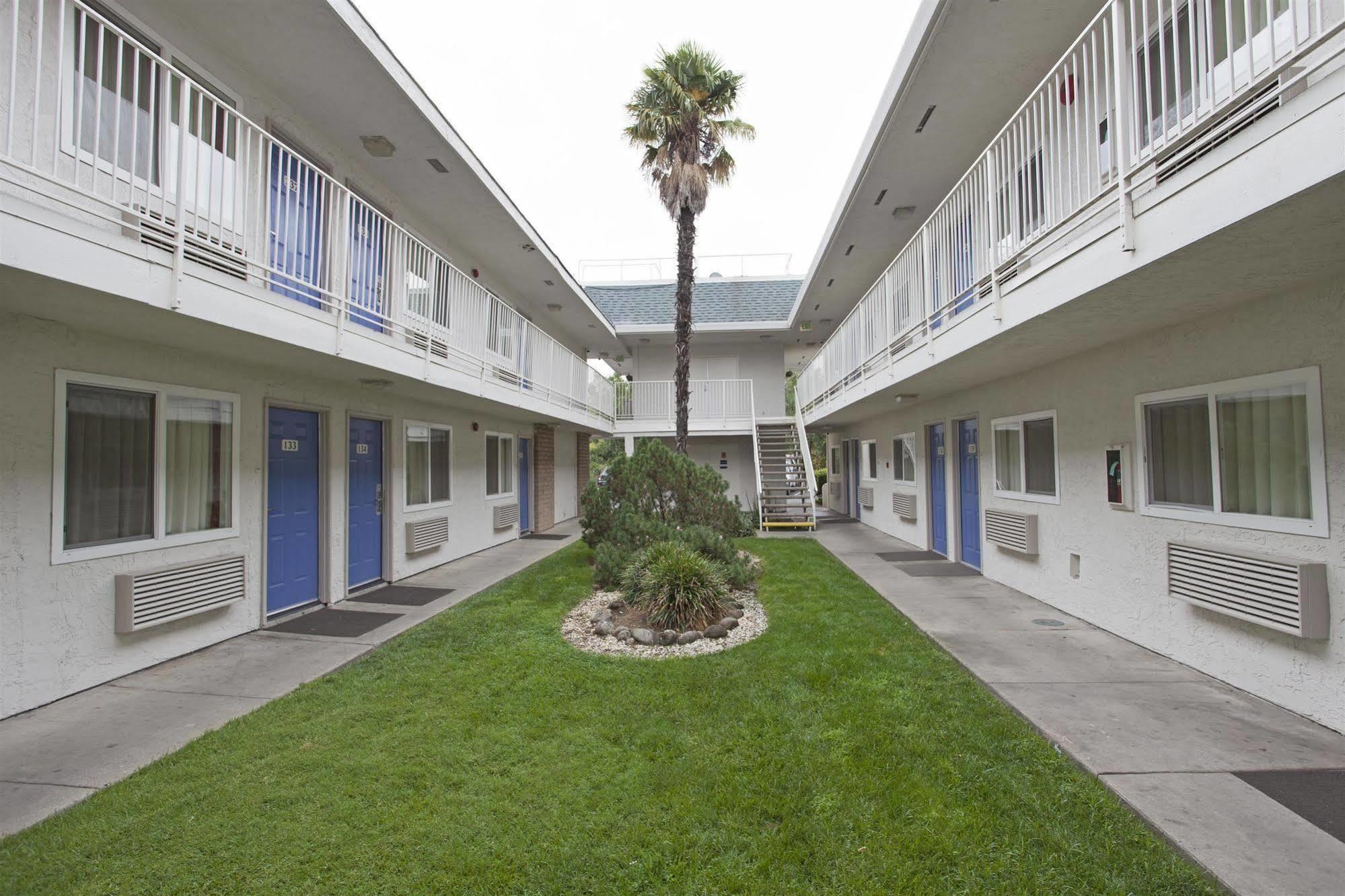 Motel 6-Sacramento, Ca - Central エクステリア 写真