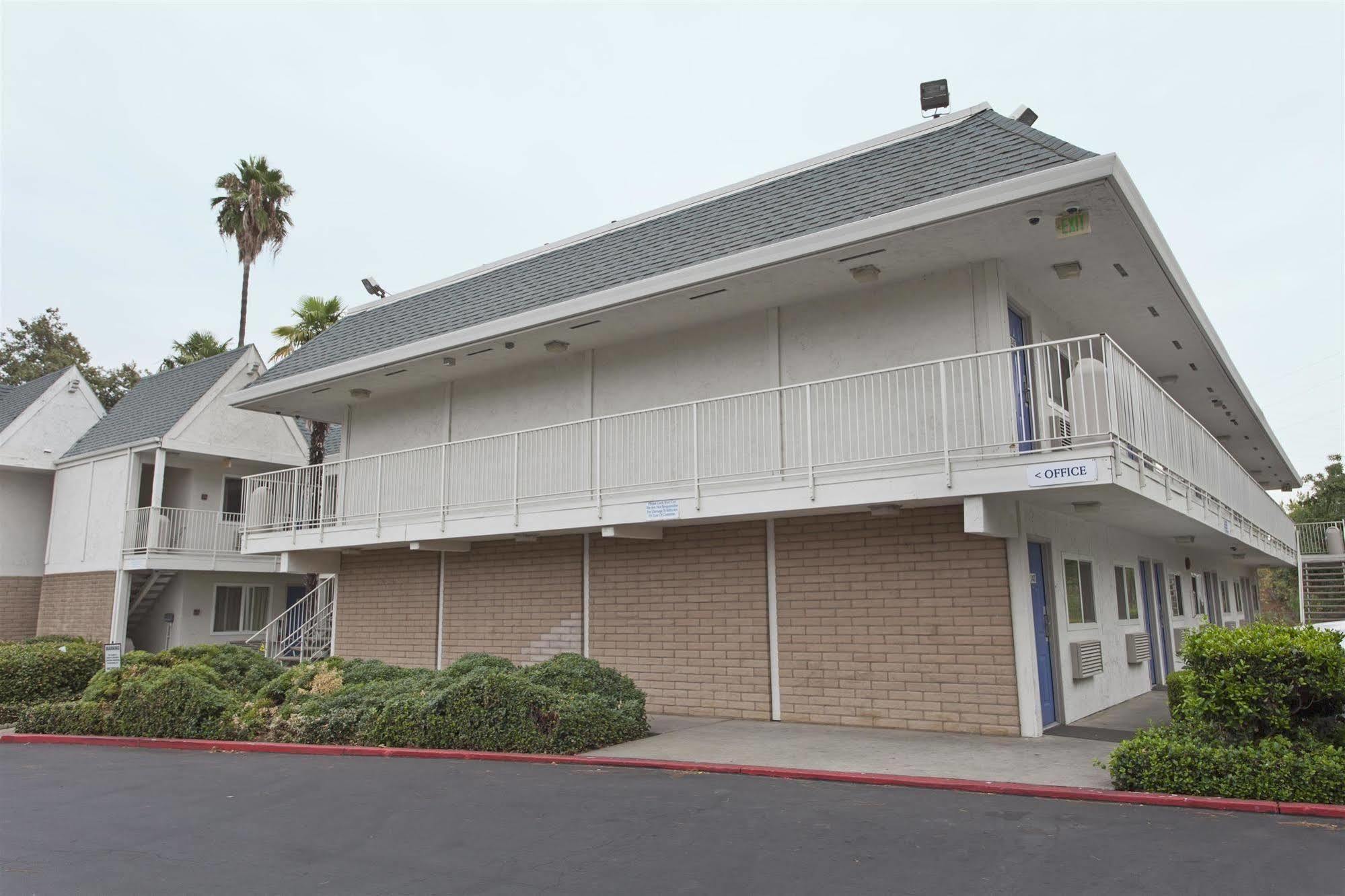 Motel 6-Sacramento, Ca - Central エクステリア 写真