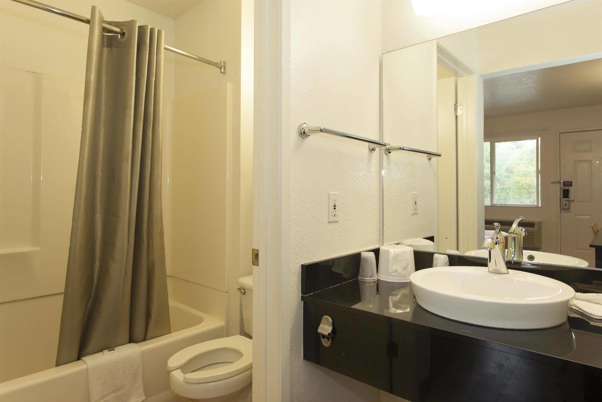 Motel 6-Sacramento, Ca - Central エクステリア 写真