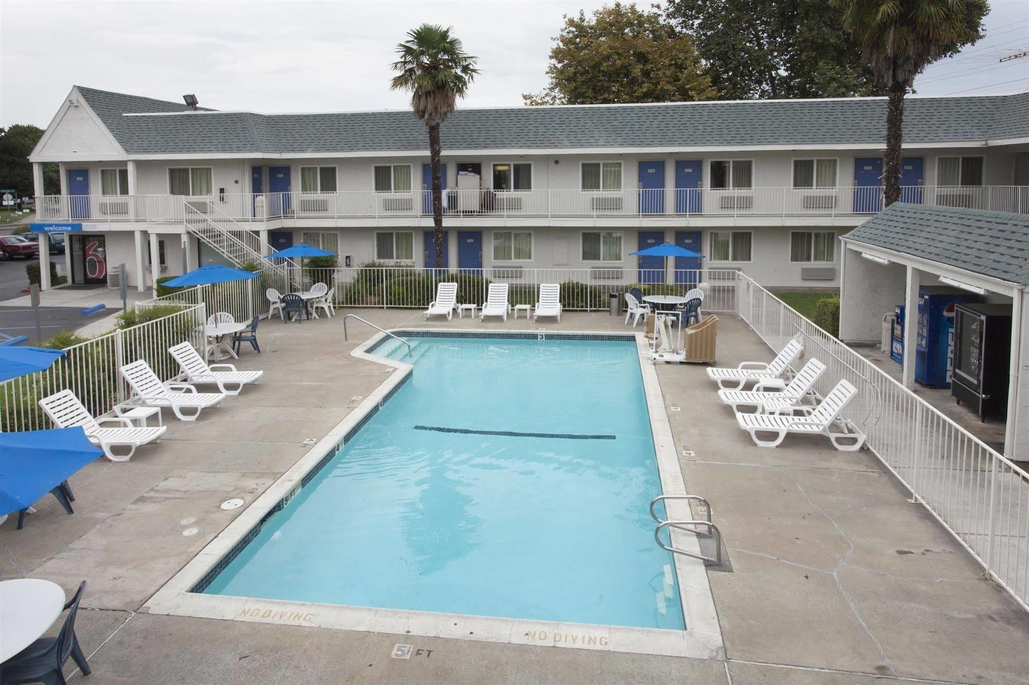 Motel 6-Sacramento, Ca - Central エクステリア 写真