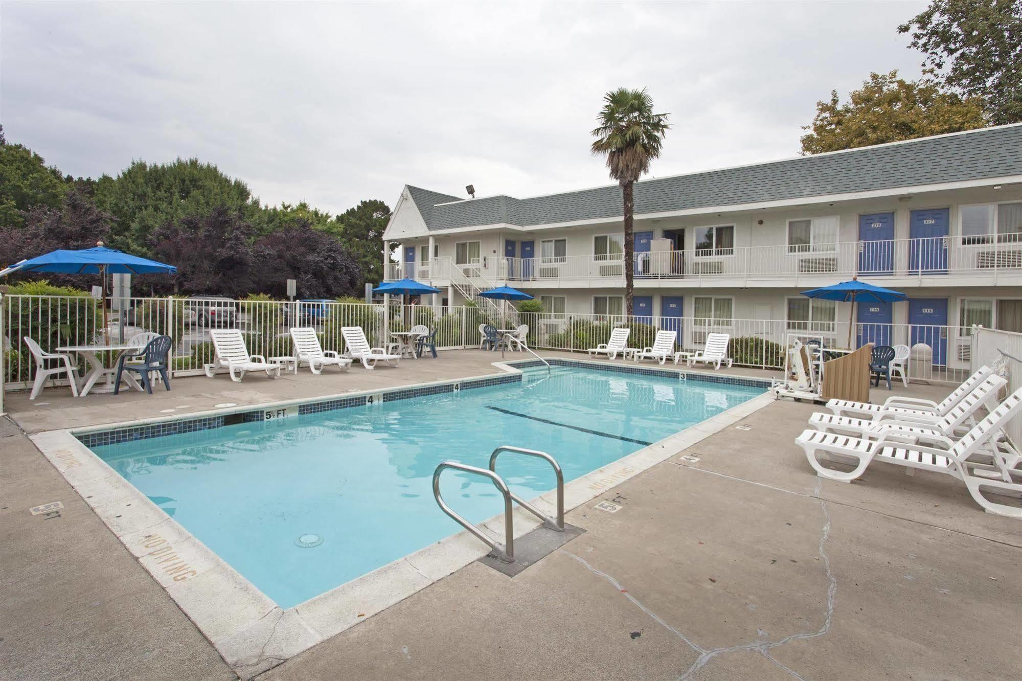 Motel 6-Sacramento, Ca - Central エクステリア 写真
